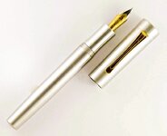 Custom Aluminum Two-Toned Fountain Pen_2.jpg