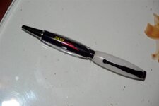 Pens - 11-28-09 SSR Black-White Pearl Top.jpg