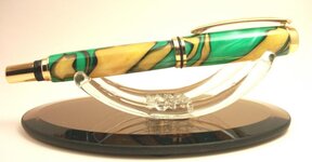 Green and Gold 017.jpg