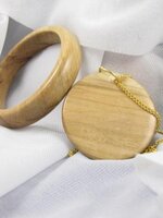 Maple_pendent_and_ring.jpg