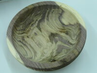 Walnut bowl 002.JPG