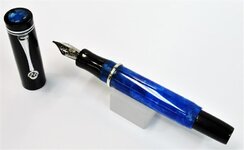 Sapphire Blue Duofold 002 (Small).JPG