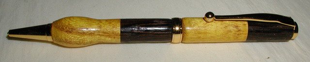 0482601911_183Mulberry%20n%20Wenge%20Comfort%20Pen.jpg