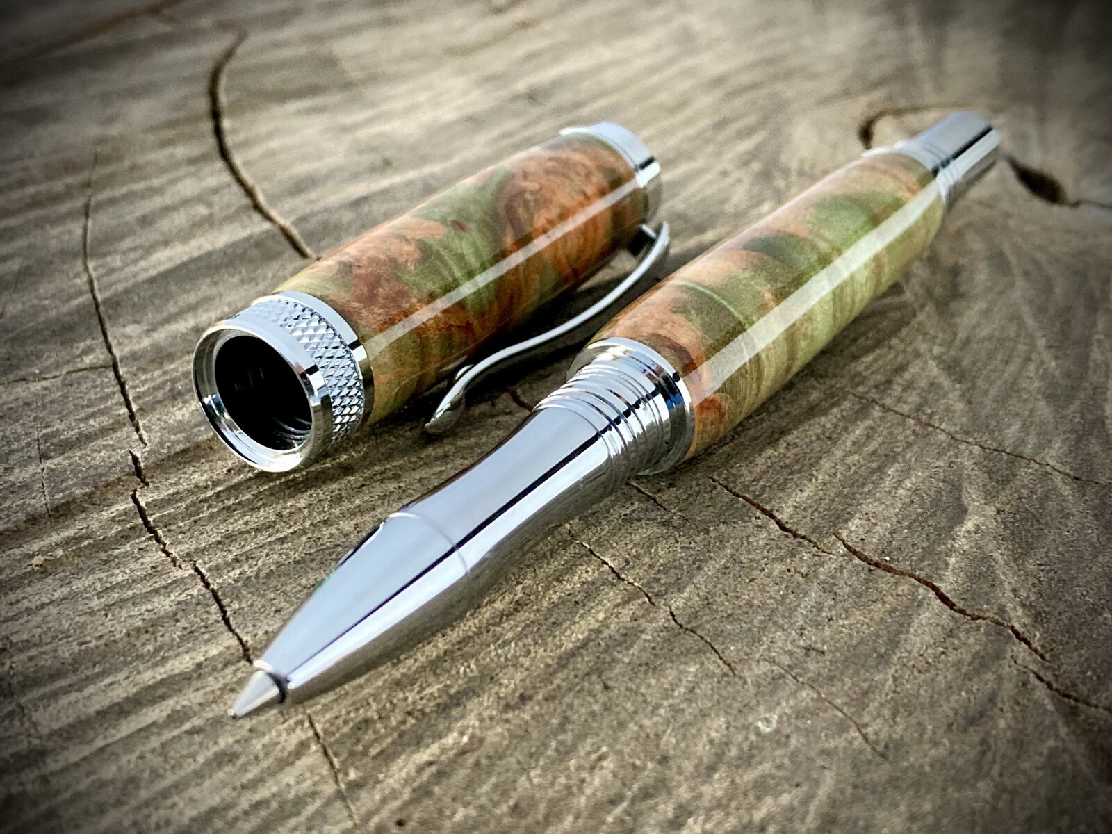 #0564 - Green and Brown Dyed Burl Rollerball 2024-04-20 008 (2560x1920).jpg