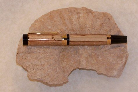 1_Gold%20El%20Grande%20in%20Spalted%20Apple%20Root.jpg