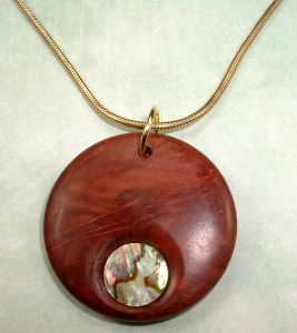 1_Vasticola_Pendant.jpg