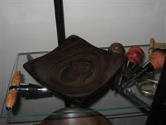 20041123132655_wengewing.jpg