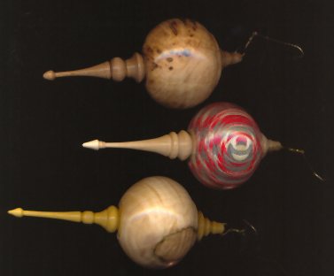 2004112525240_ornaments.jpg