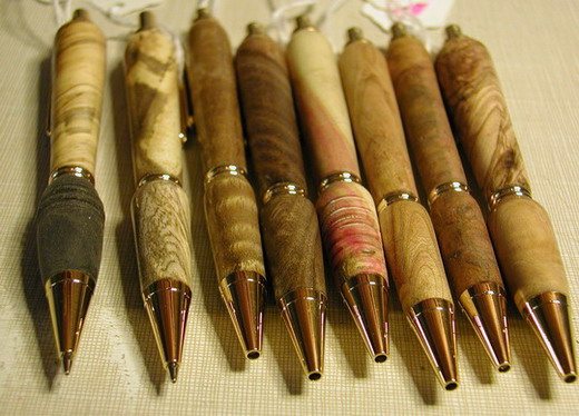 2004116235716_Nov%206%20Pens%20Pencils.jpg