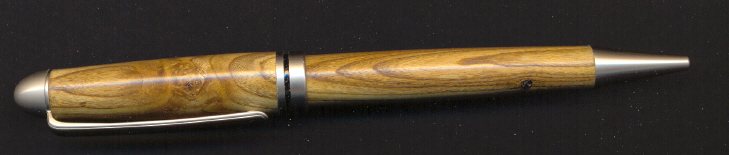 2004121321855_red_bud_pen.jpg