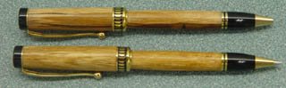 20041221212656_Spalted%20Pecan.jpg