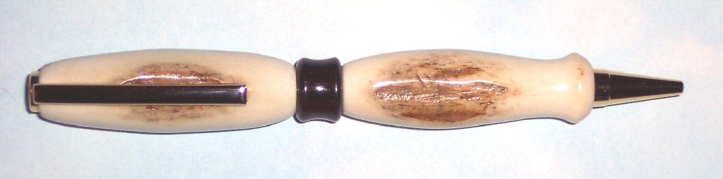 20041223235236_Antler%20Pen%20001-1-sm.jpg