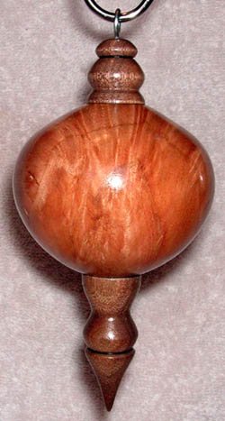 20051027233538_1st_ornament-1.jpg