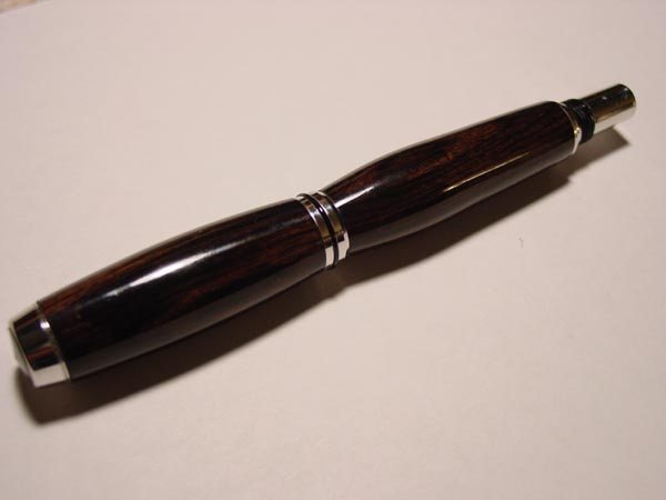 20051073943_pen2.jpg