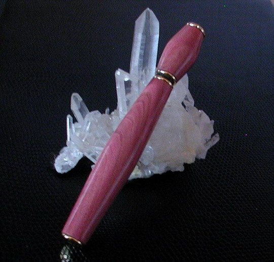 20051120213916_663Pink%20Ivory%20perfume.jpg