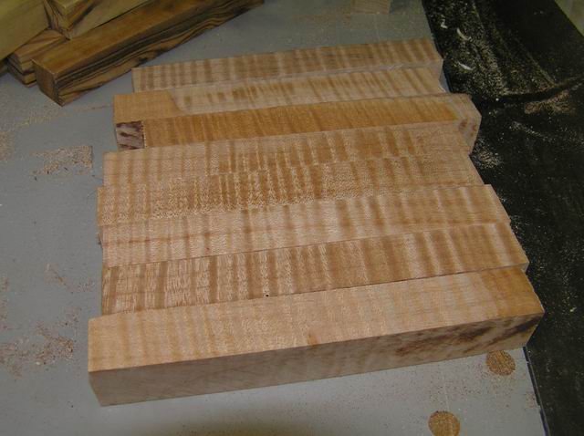 2005121055821_SuperCurlyMaple.jpg
