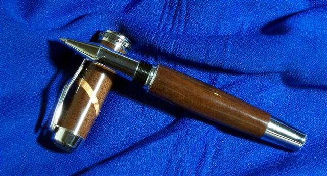 2005122215150_walnutbow.jpg