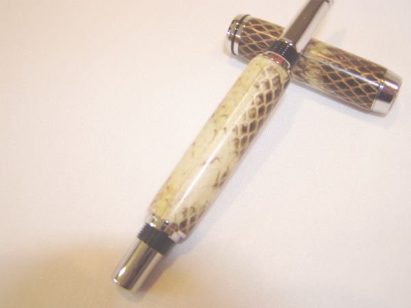 200512303132_seamsnake2.jpg