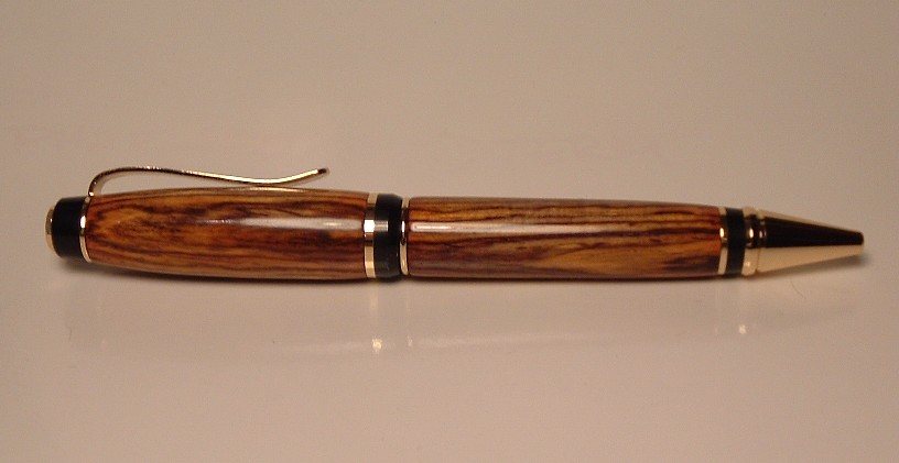200512664_2005_0101_Cigar_Cocobolo.jpg