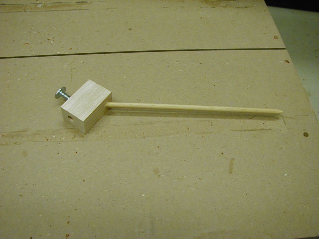 20053242042_Gouge%20holder.jpg