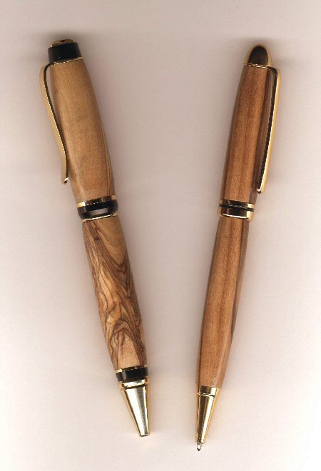 200538195933_bow_pens1sma.jpg