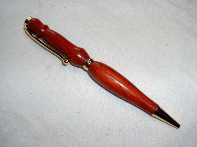 2005413211037_curvypadauk.jpg