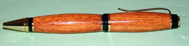 20054290390_afzeliacigar.jpg