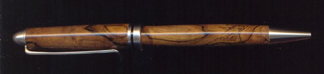 20055141217_darkmaple.jpg