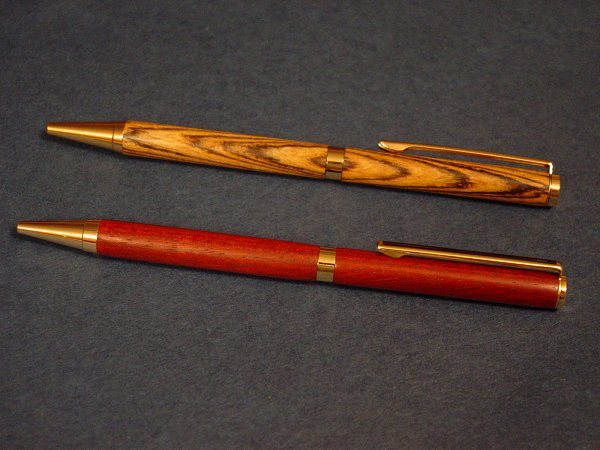 2005519212847_Pen-right-2.jpg
