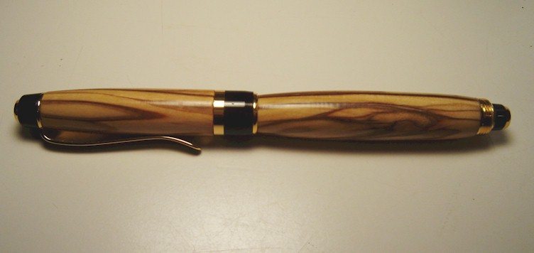 20055205730_Bow.jpg