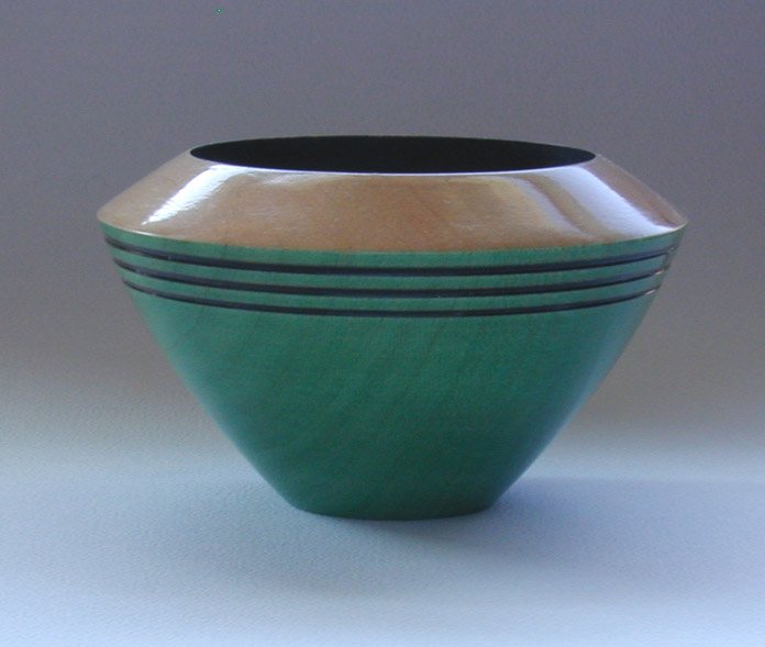 200552143240_Dyed%20Maple%20Hollow%20Form%20-%20s.jpg