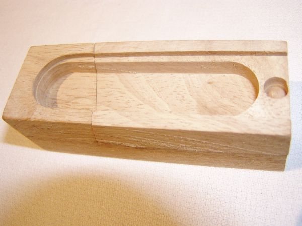 200562225058_box3.jpg