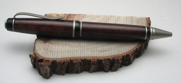 200562354022_Jatoba_Cigar.jpg