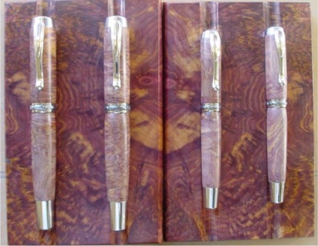 20056614733_Cedar_burl_sets.jpg