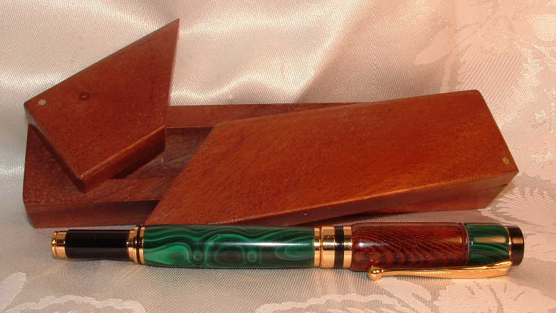 200568133239_graduationpen.jpg