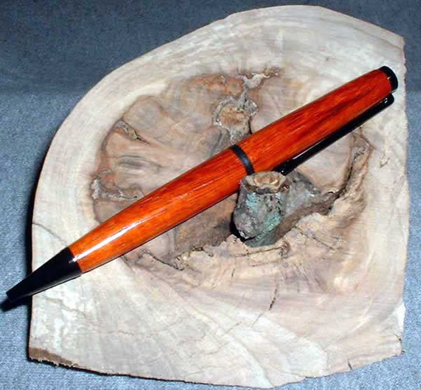 200572005352_padaukSL.jpg