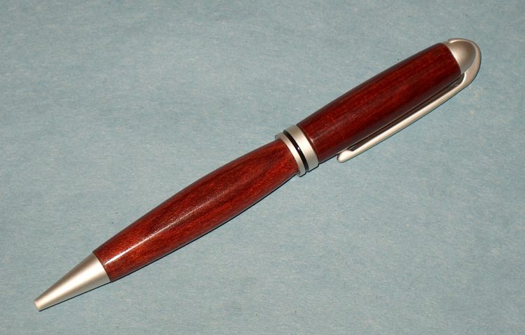 2005723224913_80.jpg