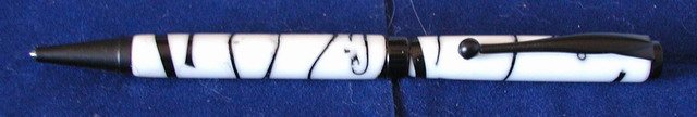 200579195843_White%20Tiger.jpg
