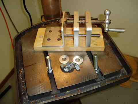2005811221824_vise2.jpg