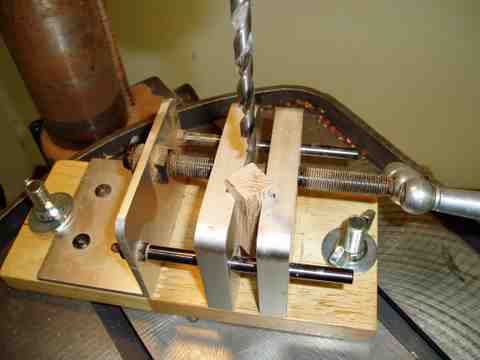 2005811222322_vise4.jpg