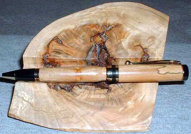 200591643547_americana_spalted_redelm.jpg
