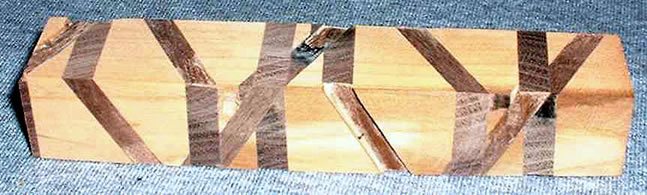 2005955187_lam_blank.jpg