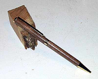 2006101214133_pen001.jpg
