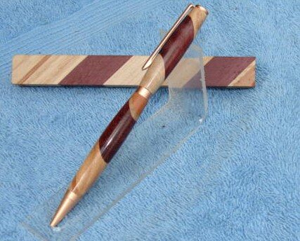 200610181058_Bernie%20Pens%20176.seg.jpg