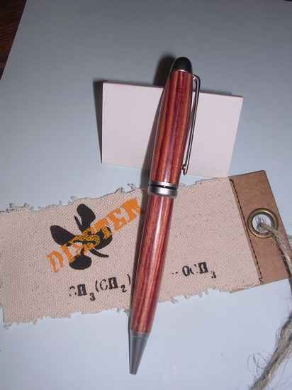 200611120232_designer1.jpg