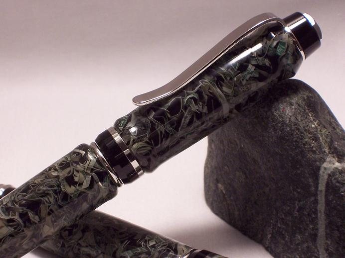 20061120232418_money_pens_closeup.jpg