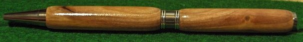 2006112233045_2.jpg