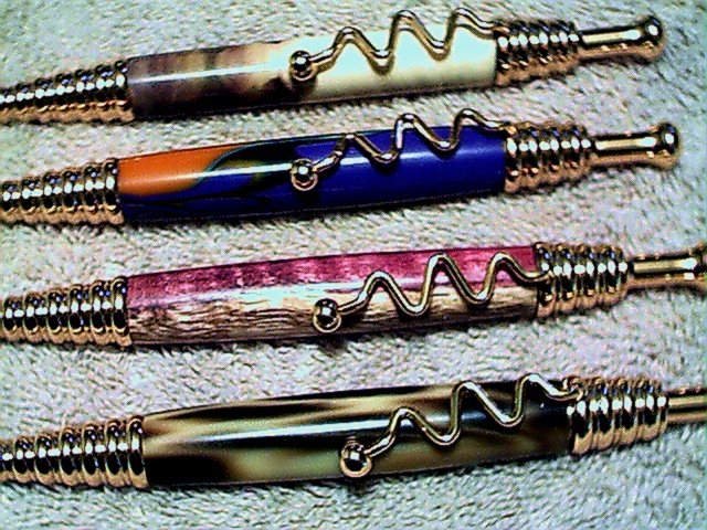 2006122134234_pens5.jpg