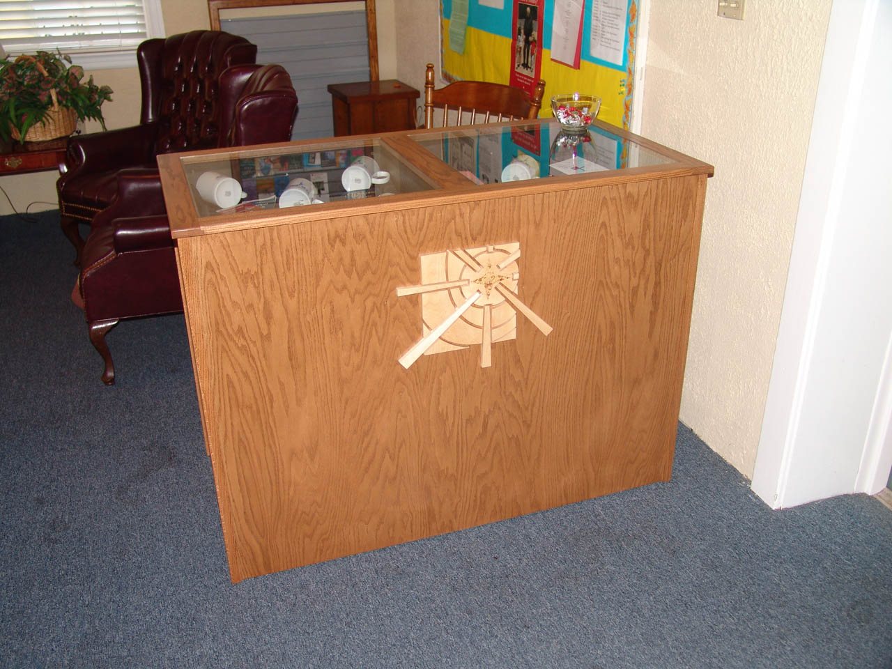 20061228145028_desk.jpg
