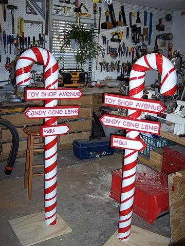 200612523646_CandyCanes.jpg